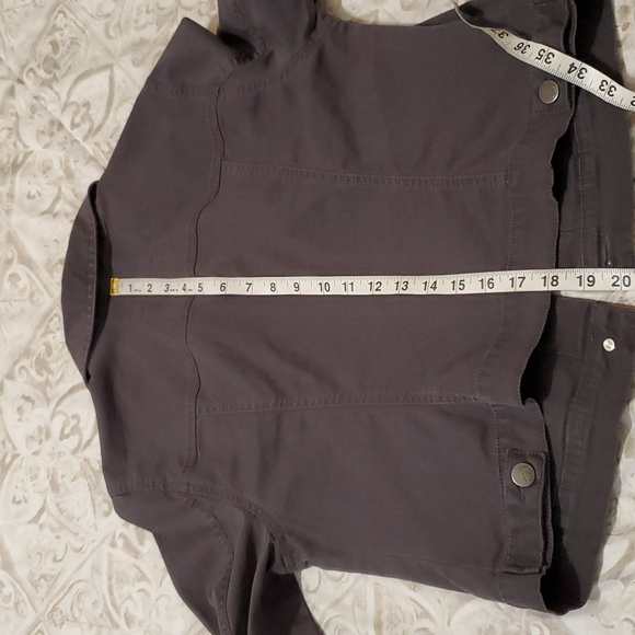 Loft Gray Crop Lightweight Jean Style Jacket Size M - Picture 9 of 10
